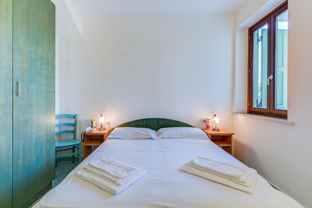 Terra Felice Lejlighedshotel San Felice Circeo Eksteriør billede