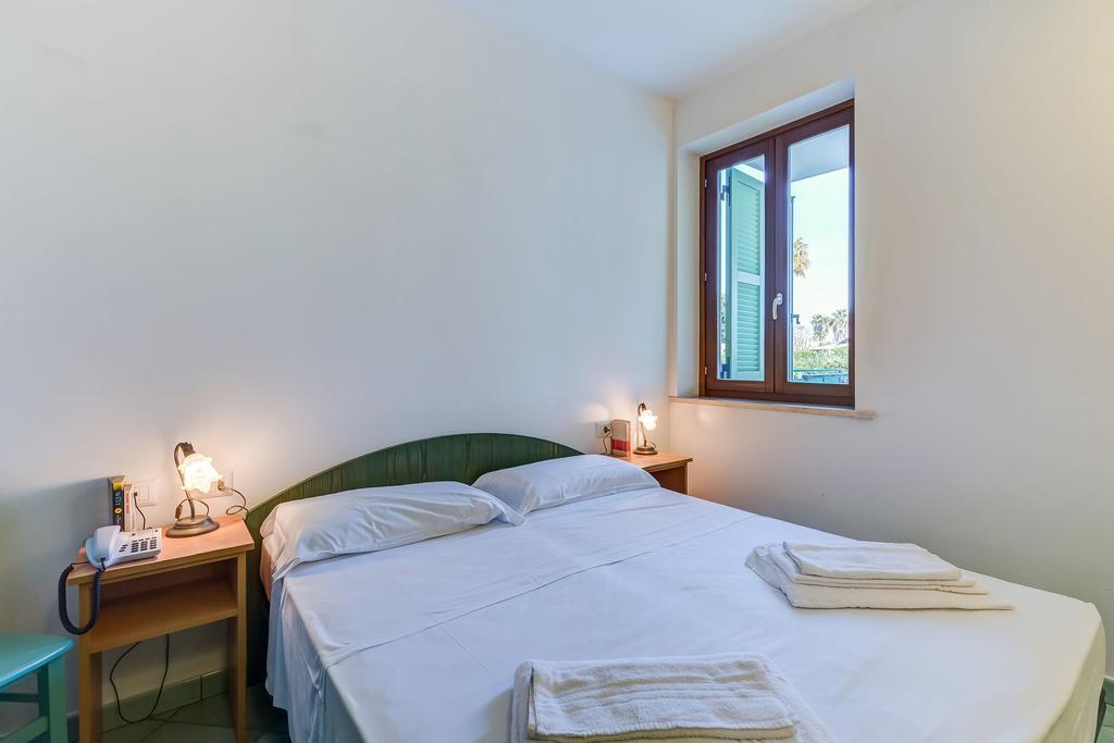Terra Felice Lejlighedshotel San Felice Circeo Eksteriør billede
