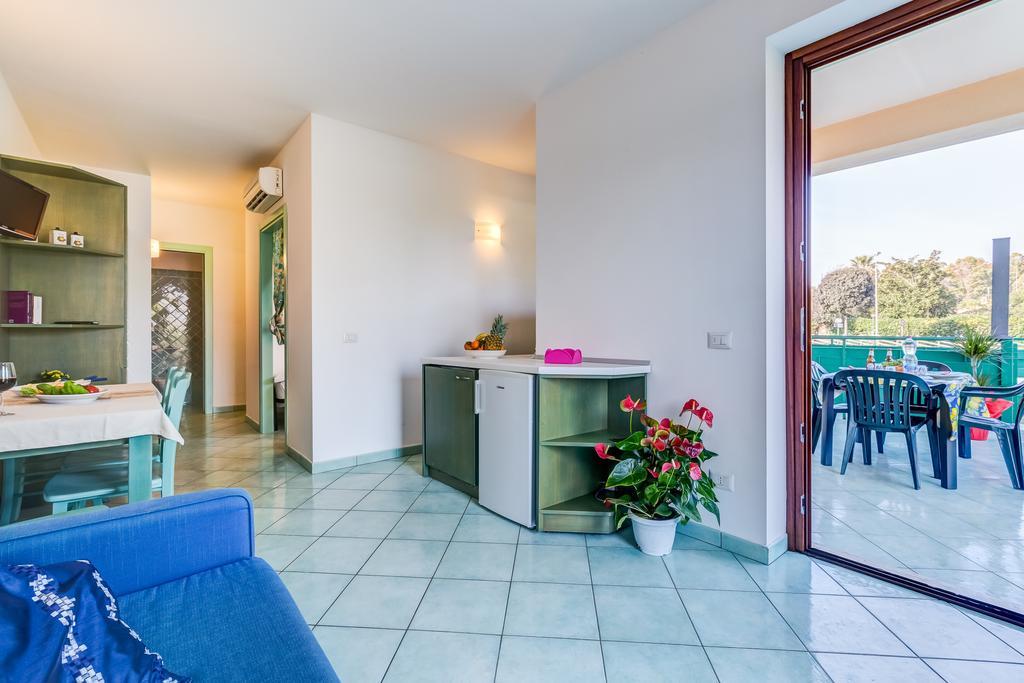 Terra Felice Lejlighedshotel San Felice Circeo Værelse billede