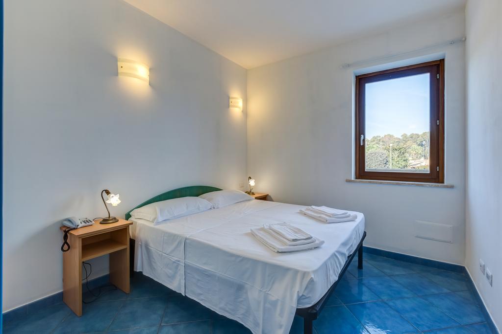 Terra Felice Lejlighedshotel San Felice Circeo Værelse billede
